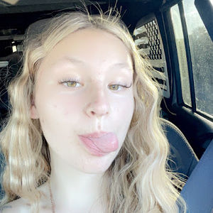 Meet your Posher, Kendra